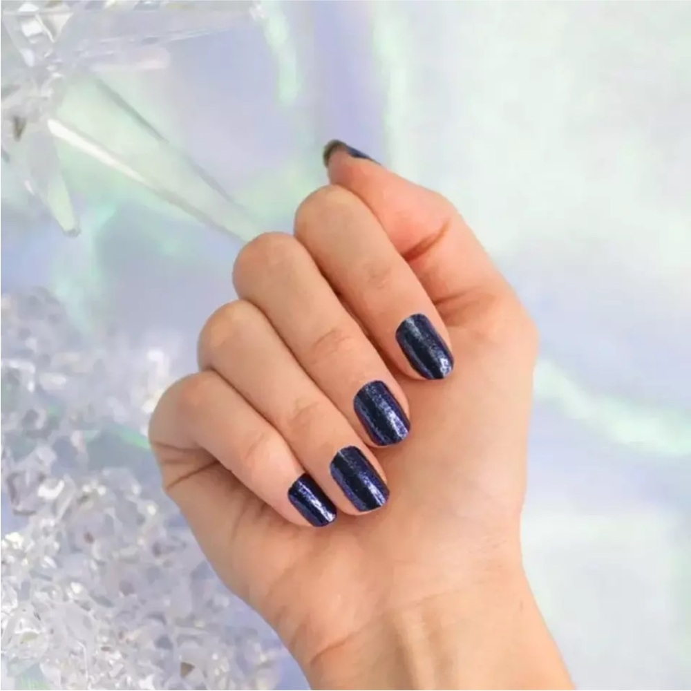 *Retired* Color Street: Blue in Peru | Navy Violet Duochrome Shimmer Dark Fall - Picture 7 of 16